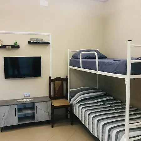 Apartmán Rrjoll_rooms_clandestino Baks-Rrjoll